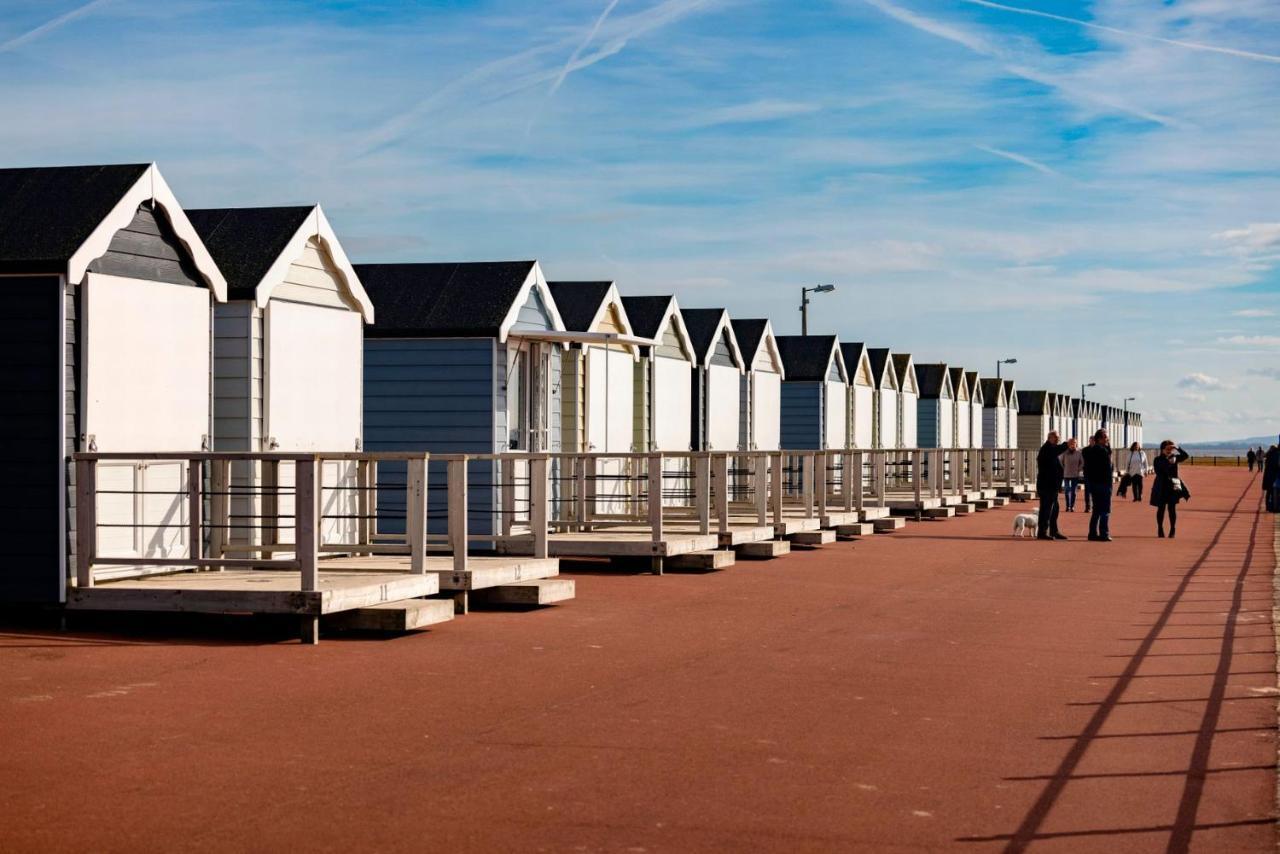 34 One Leilighet Lytham St. Annes Eksteriør bilde