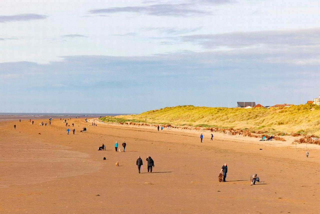 34 One Leilighet Lytham St. Annes Eksteriør bilde